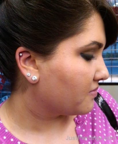 Dual Lobe And Catilage Piercing With Silver Stud-JP1051