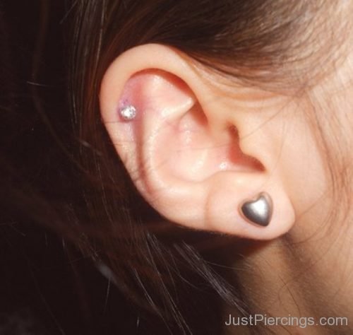 Heart Lobe And Cartilage Piercing-JP1072
