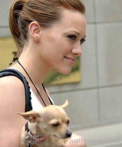 Hilary Duff With Lobe And Cartilage Piercing-JP1073