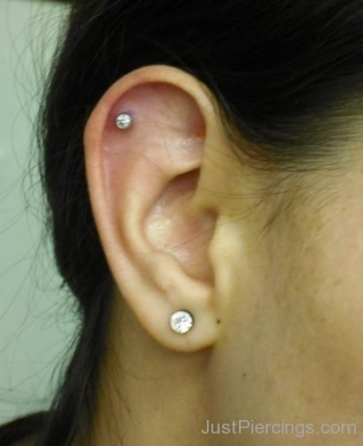 Lobe And Cartilage Piercing With Studs-JP142