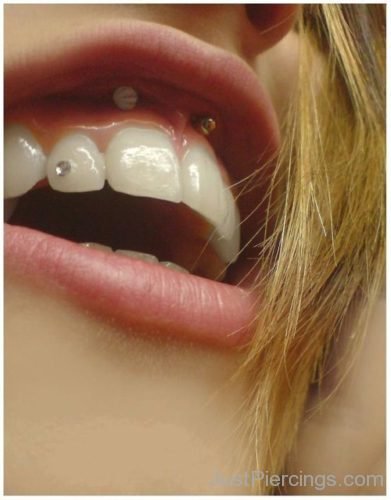 Smiley And Tooth Piercing-JP136