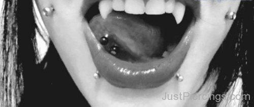 Tongue Piercing And Lower Lip Snake Bites Piercing-JP143