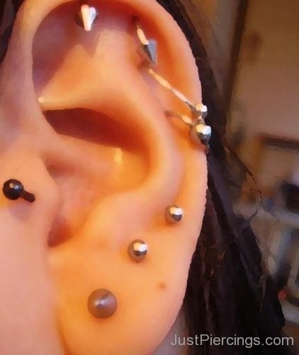 Tripple Lobe And Dual Cartilage Piercing With Ball Rings-JP1136