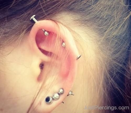 Awesome Tripple Lobe And Cartilage Ear Piercings-JP1008