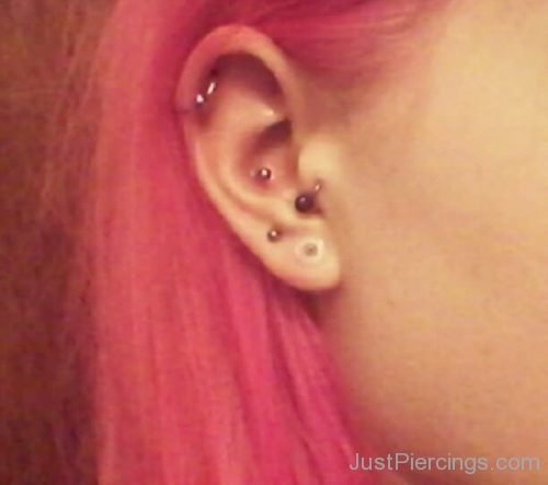 Cartilage, Tragus And Conch Ear Piercings-JP1081