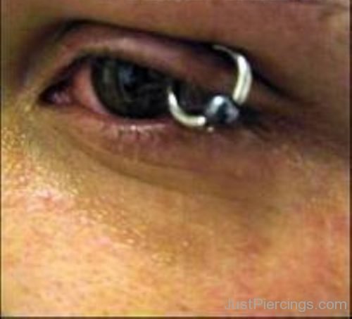 Closeup image Eye Piercing-JP106