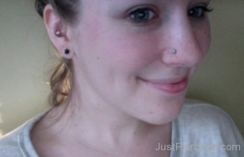Conch,Nose And Lobe Piercing-JP1106