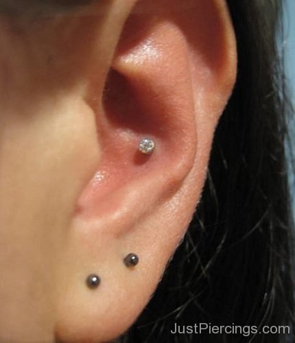 Cool Conch  And Dual Lobe Piercing-JP1093