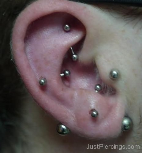 Curved Barbell Ear Piercing-JP113