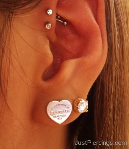Daith Piercing And Lobe Piercing With Heart Stud-JP1128