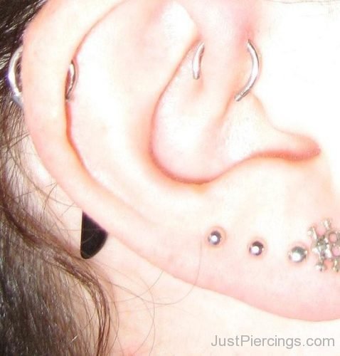 Daith Piercing And Multiple Lobe Piercing For Ear-JP1143
