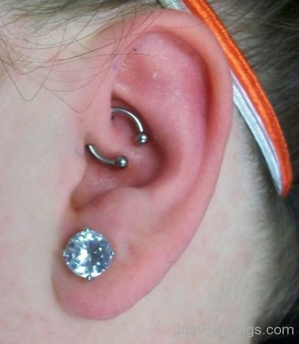 Daith Piercing WIth Circular Barbell And Lobe Piercing For Girls-JP1210
