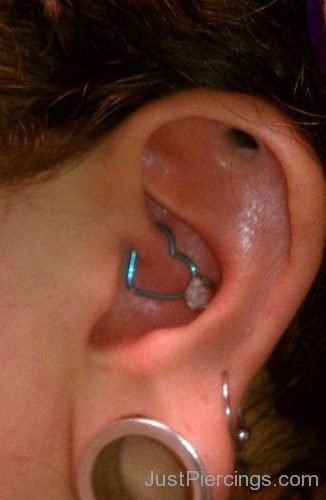 Daith Piercing With Heart Ring And Ear Lobe Stretching-JP1230
