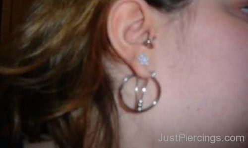 Different And Stylish Ear Piercings-JP1045