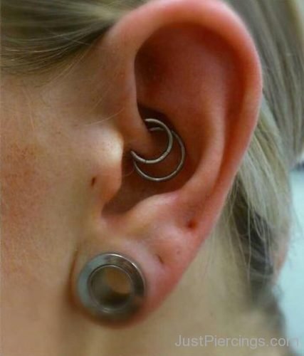 Dual Daith Piercing With Ring And Lobe Stretching-JP1296