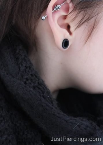 Industrial And Lobe Right Ear Piercing-JP1060