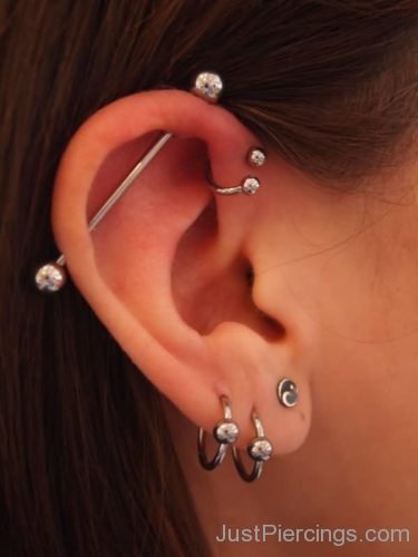 Industrial And Triple Lobe Ear Piercing-JP1137
