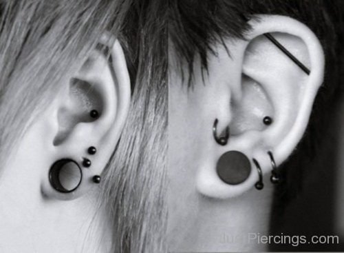 Industrial,Lobe Stretching And Conch Piercing-JP1131