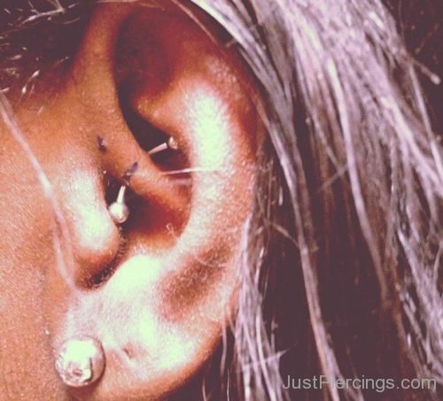 Lobe And And Daith Piercing With Banana Barbell-JP1416