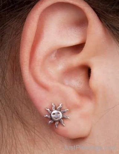 Lobe Ear Piercing With Sun Earring-JP150