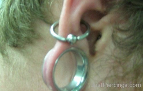 Lobe Stretching And Conch Piercing For Men-JP1150