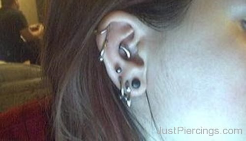 Lobe Stretching And Helix, Conch Piercing-JP1204