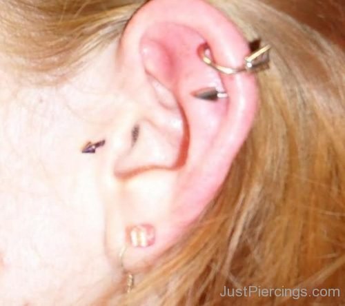Lobe Tragus And Ear Cartilage Piercing With Gold Arrow Stud-JP1173