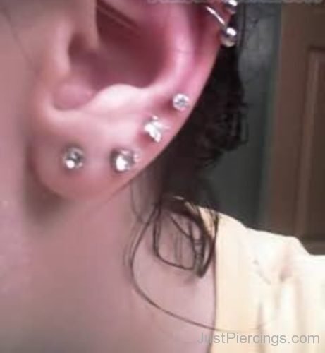 Multiple Ear Piercings With Crystal And Bead Ring-JP1107
