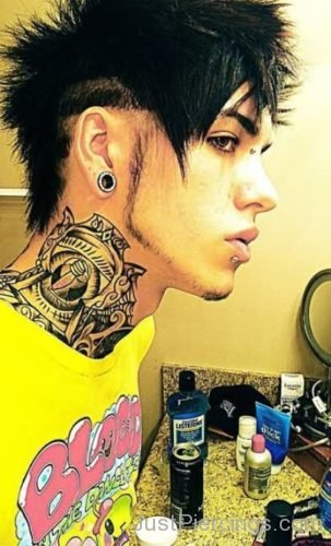 Neck Tattoo And Ear Piercing-JP1114