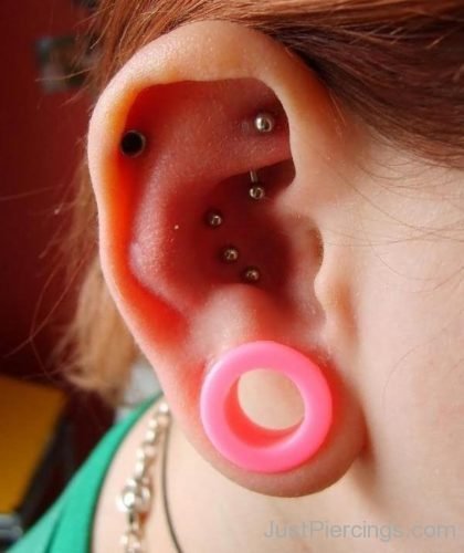 Pink Lobe Stretching, Cartilage And Rook Ear Piercing-JP1126