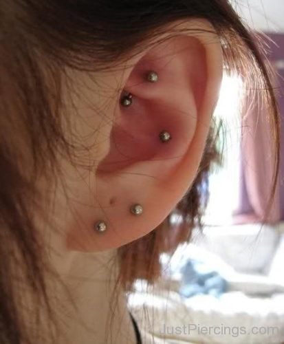 Rook,Lobe And Conch Piercing-JP1188
