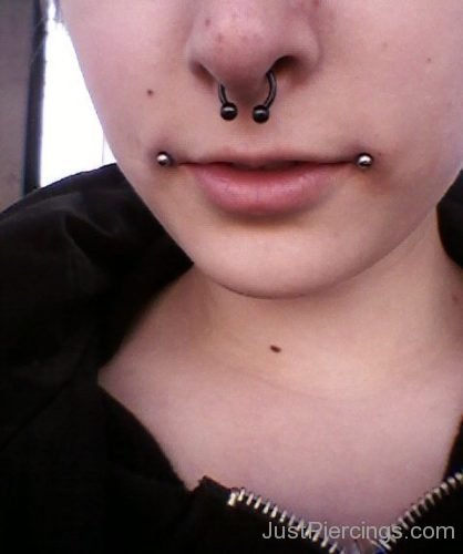 Septum With Black Cicular Barbell And Dahlia Bites Piercing-JP1133
