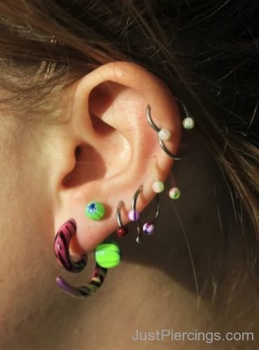 Spiral Lobe, Upper Lobe And Cartilage Ear Piercing-JP1259