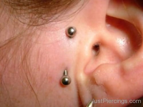 Surface Tragus And Ear Lobe Piercing-JP1274