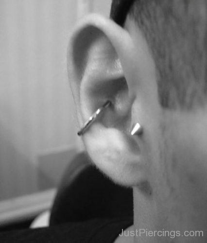 Tragus And Conch Piercing For Guys-JP1232