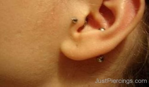 Tragus And Conch Piercing-JP1233
