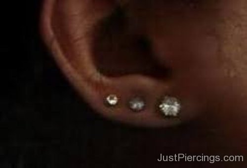 Tripple Lobe Crystal Ear Piercing-JP167
