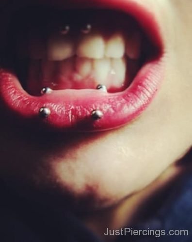 Upper Lip Frownly And Dolphin Bites Piercing-JP1125