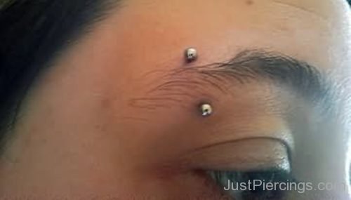 Vertical Eyebrow Piercing For Girls-JP163