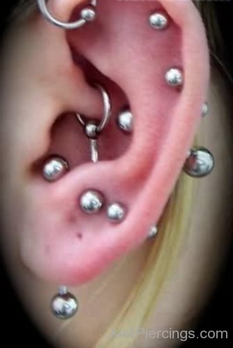 Vertical Lobe, Anti Tragus and Helix Ear Piercing-JP1197