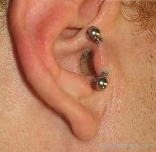 Vertical Tragus Ear Piercing-JP1198