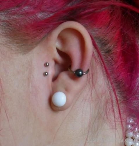 White Gauge Lobe, Tragus And Orbital Ear Piercing-JP181