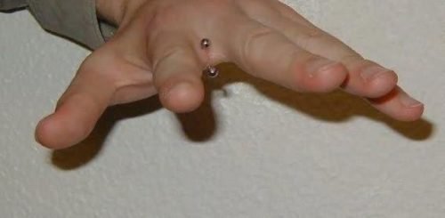 Barbell Finger Web Hand Piercing-JP1008