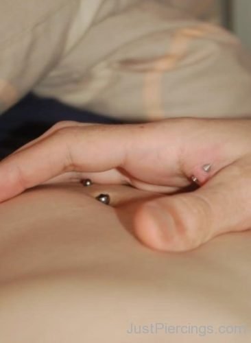 Belly And Hand Web Piercing-JP1015
