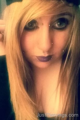 Cute Girl With Multiple Face Piercing-JP1047