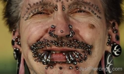 Extreme Face Piercings 4-JP1078