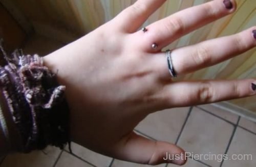 Finger Hand Piercing-JP1052