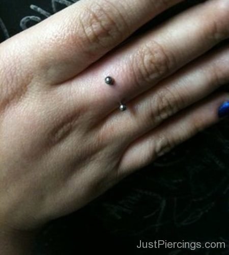 Finger Piercing With Barbell For Young 1-JP1074