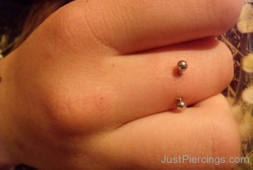 Finger Piercing  With Curved Barbell-JP1061