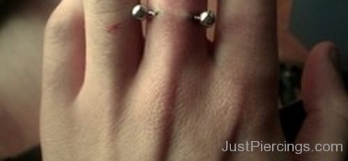 Fingers Piercing With Long Single Barbell-JP1163